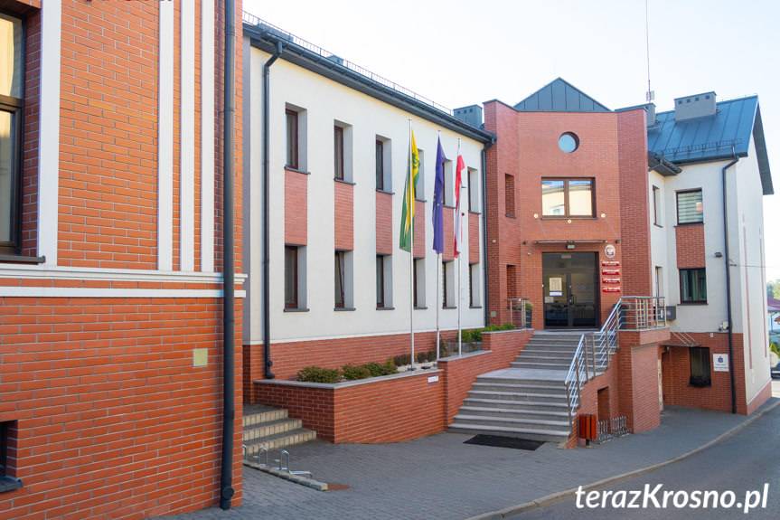 Trzech kandydatów powalczy o stanowisko burmistrza gminy Jedlicze