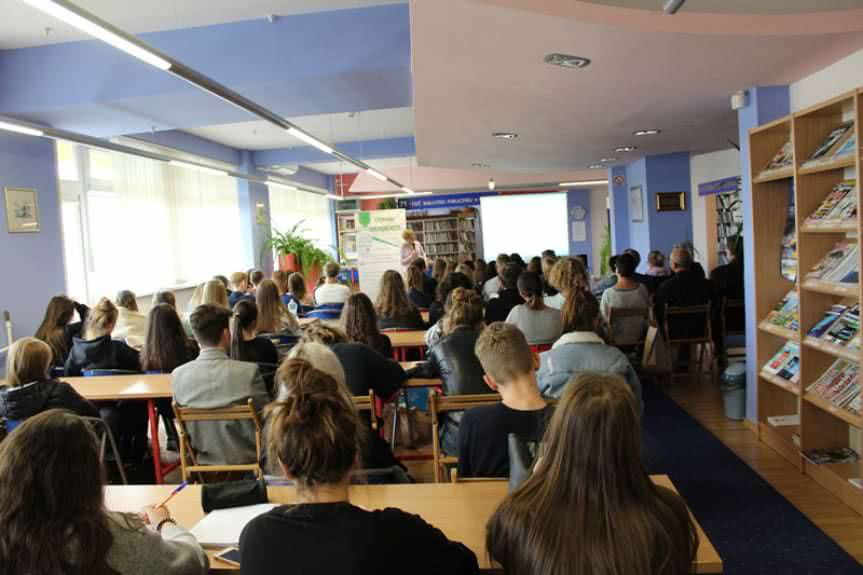 Herbert w bibliotece