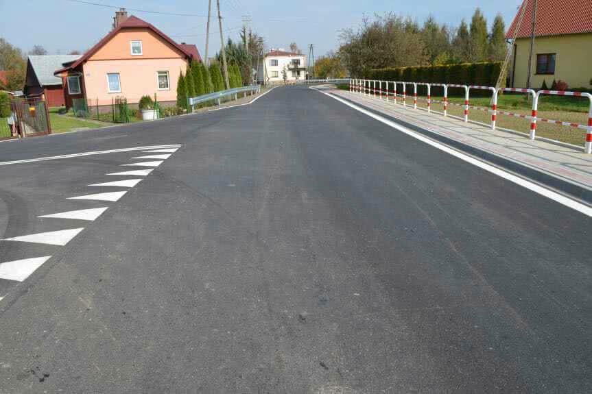 Zakończono przebudowę drogi w Iskrzyni