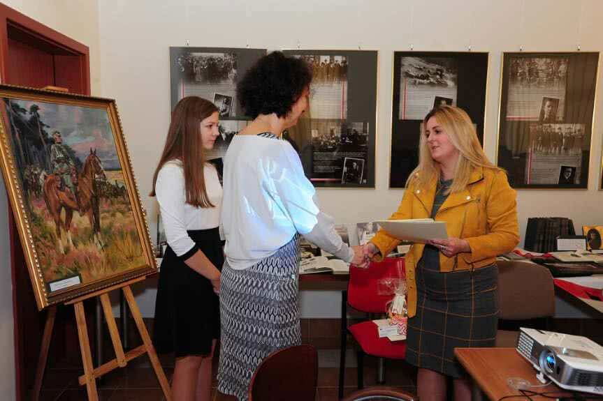 Otwarto wystawę "Ta, co nie zginęła"