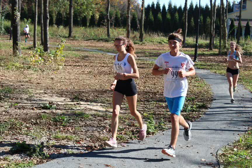 VI Edycja Jesiennych Biegów Przełajowych w Jedliczu