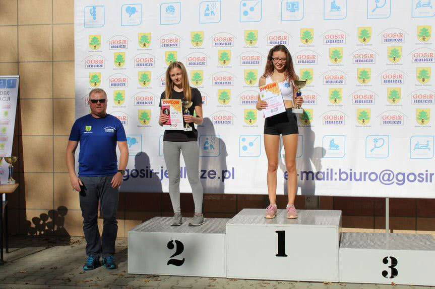 VI Edycja Jesiennych Biegów Przełajowych w Jedliczu