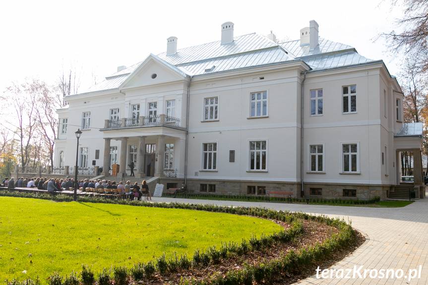 Pałac Stawiarskich w Jedliczu odzyskał dawny blask