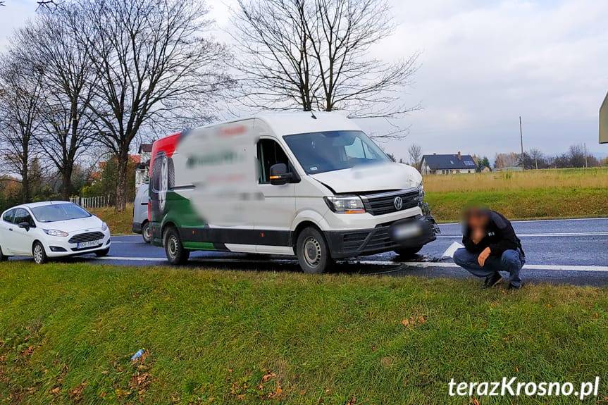 Kolizja trzech samochodów w Jaszczwi