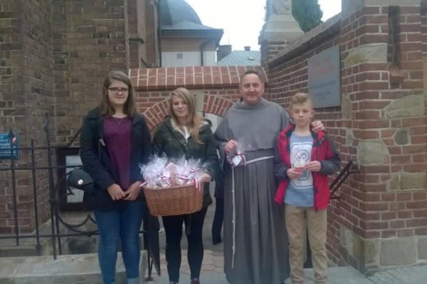 "100 serc dla Niepodległej"