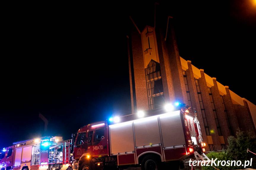 Strażacy ćwiczyli w kościele