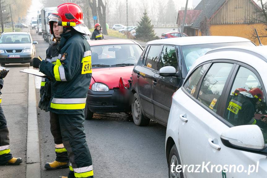 Miejsce Piastowe. Zderzenie trzech osobówek