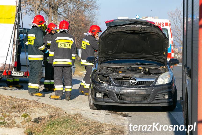 Zderzenie volkswagena i opla na Bieszczadzkiej w Krośnie