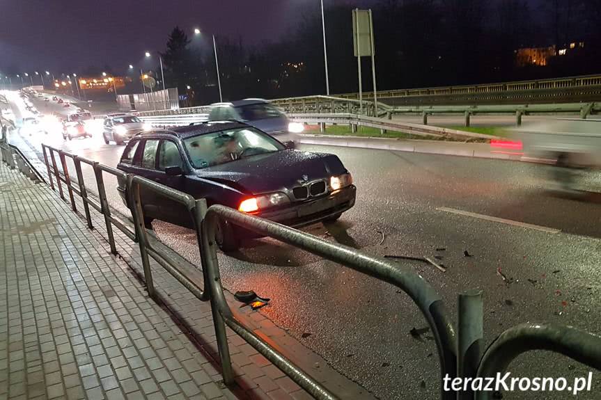 Stłuczka przed przejściem dla pieszych