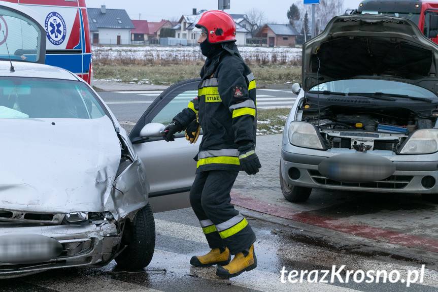 Zderzenie dwóch samochodów na Lotników