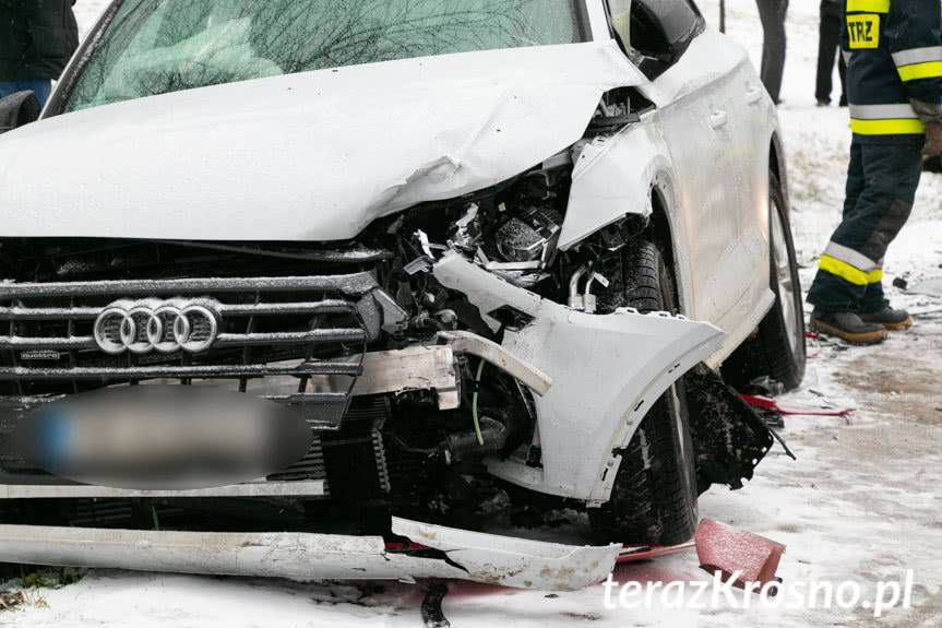 Wypadek w Leśniówce, zderzenie dwóch samochodów