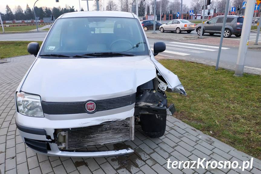 Zderzenie na skrzyżowaniu podczas awarii sygnalizacji