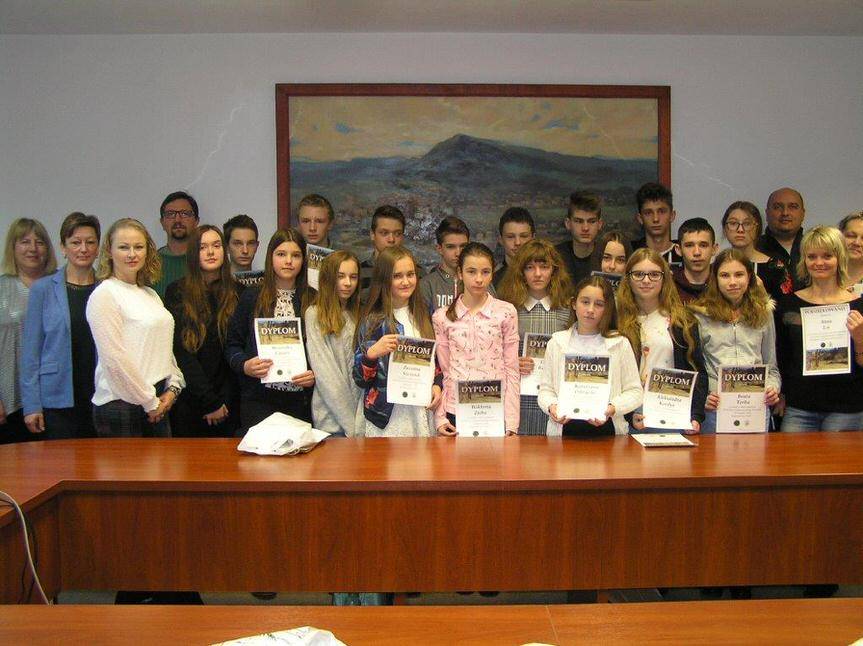  Gimnazjum z Dukli zwycięzca edycji gminnej  konkursu