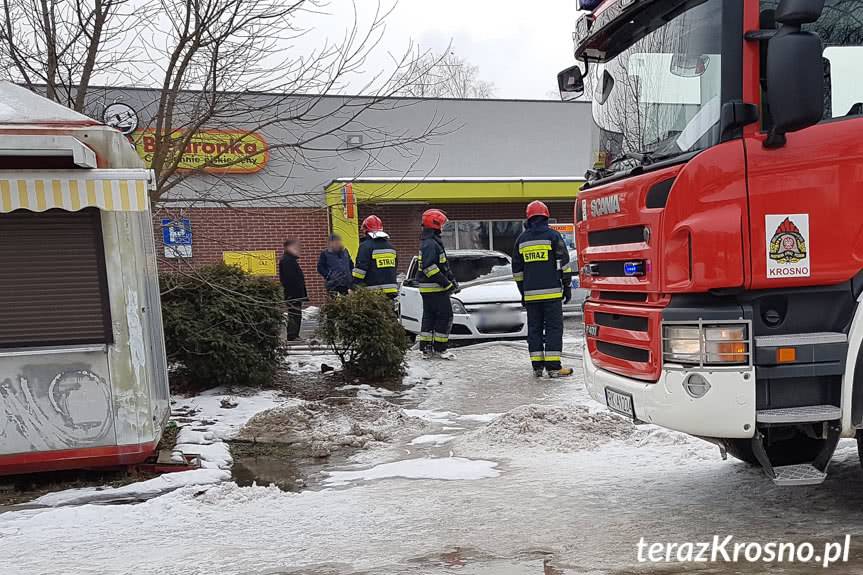 Opel zapalił się podczas jazdy