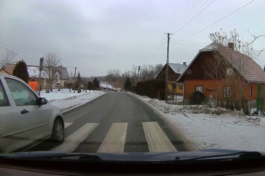 Krościenko Wyżne. O włos od tragedii na przejściu dla pieszych