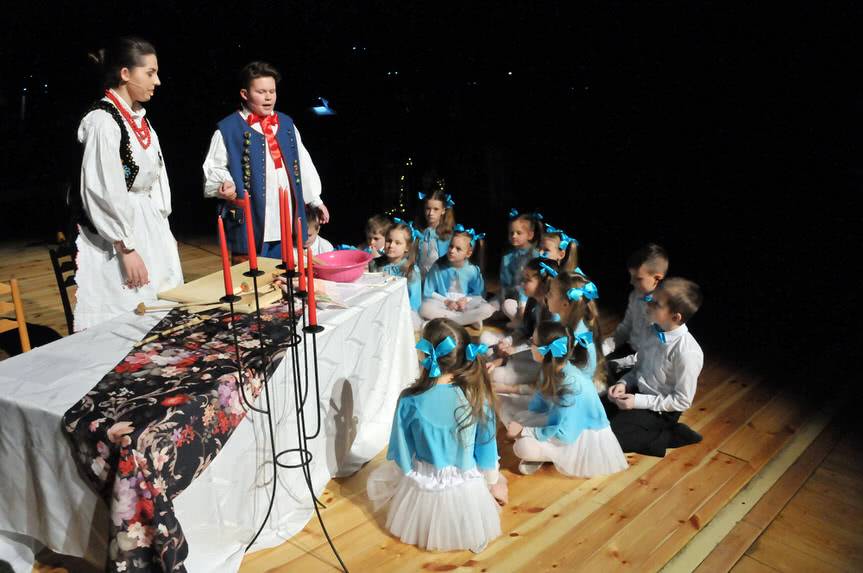 III opera dziecięca "Opowieść wigilijna"