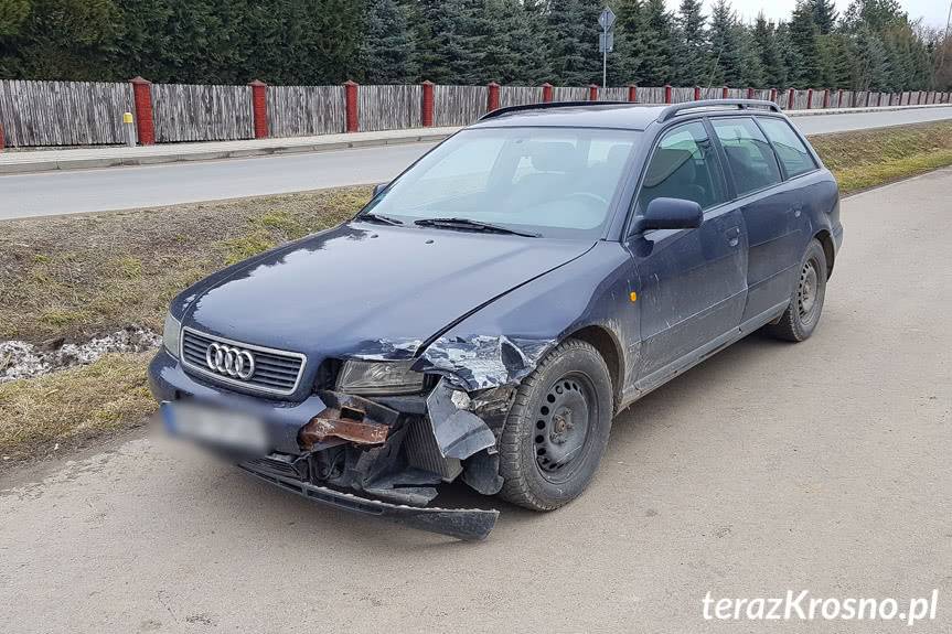 Zderzenie audi i opla w Korczynie