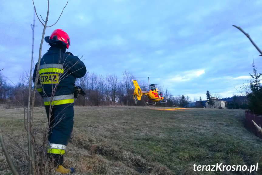 Mężczyzna przygnieciony przez traktor w Lubatowej