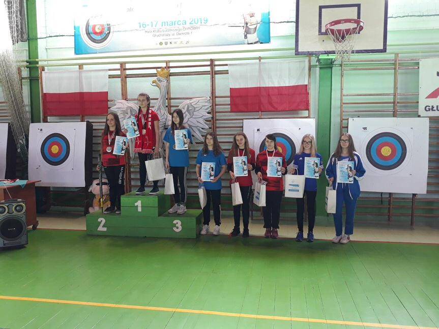 Sukcesy Jedlickich łuczników podczas Mistrzostw