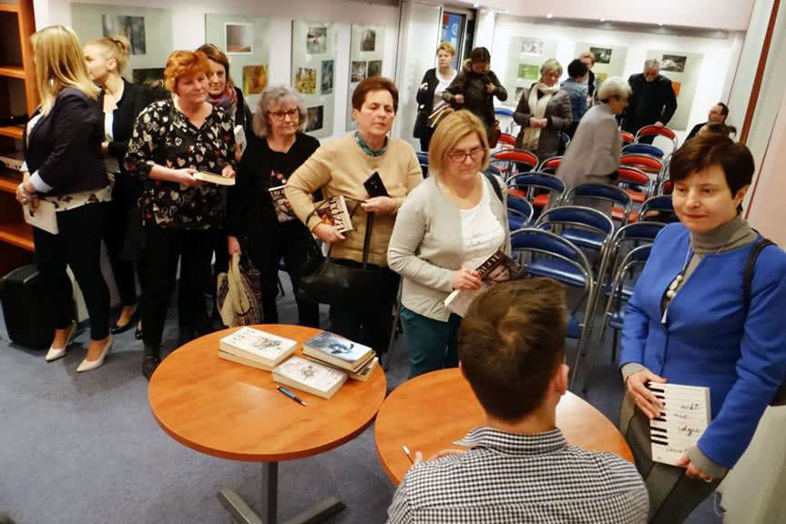 Spotkanie autorskie z Jakubem Małeckim