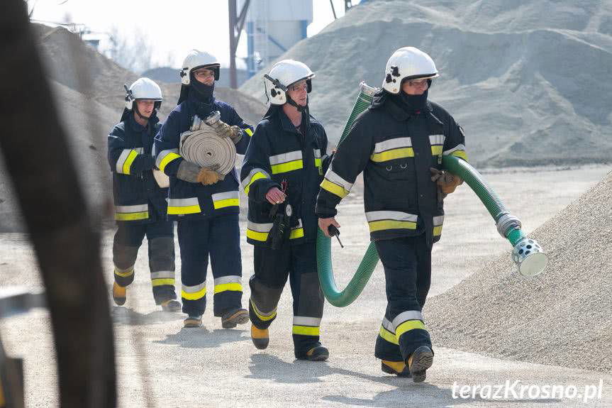 Strażacy ćwiczyli w Pustynach