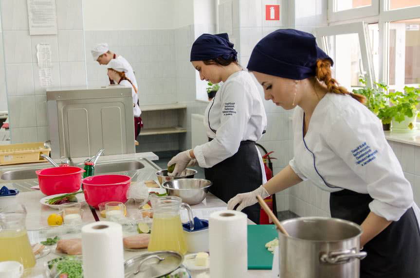 Uczniowie OHP z Podkarpacia rywalizowali o miano najlepszego kucharza