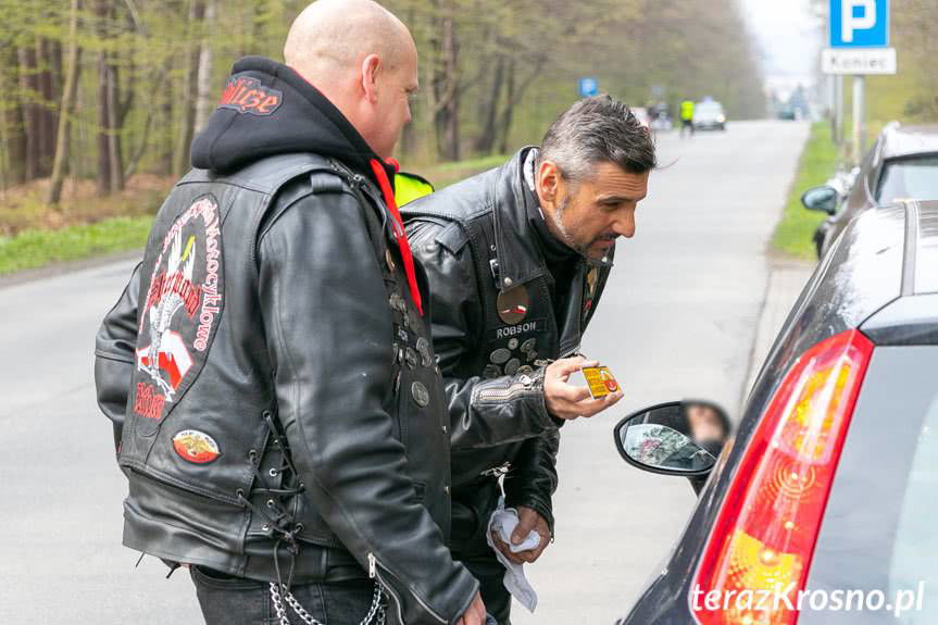 Akcja policjantów i motocyklistów. Patrz w lusterka, motocykle są wszędzie