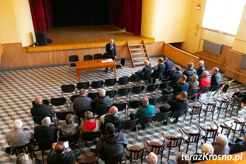 Mieszkańcy Korczyny przeciw budowie masztu telefonii komórkowej