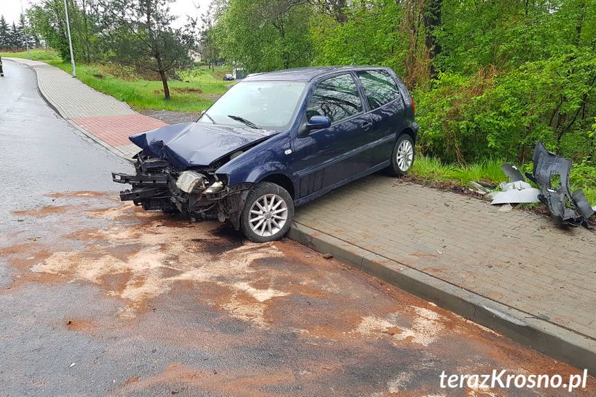 Uderzył w latarnię na Chopina