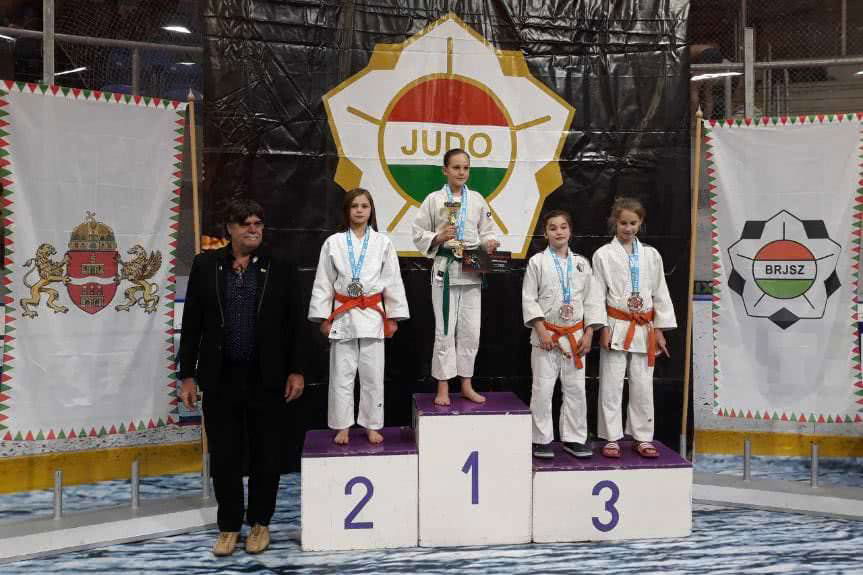 Sukces zawodniczek UKS Skorpion Judo na turnieju w Budapeszcie