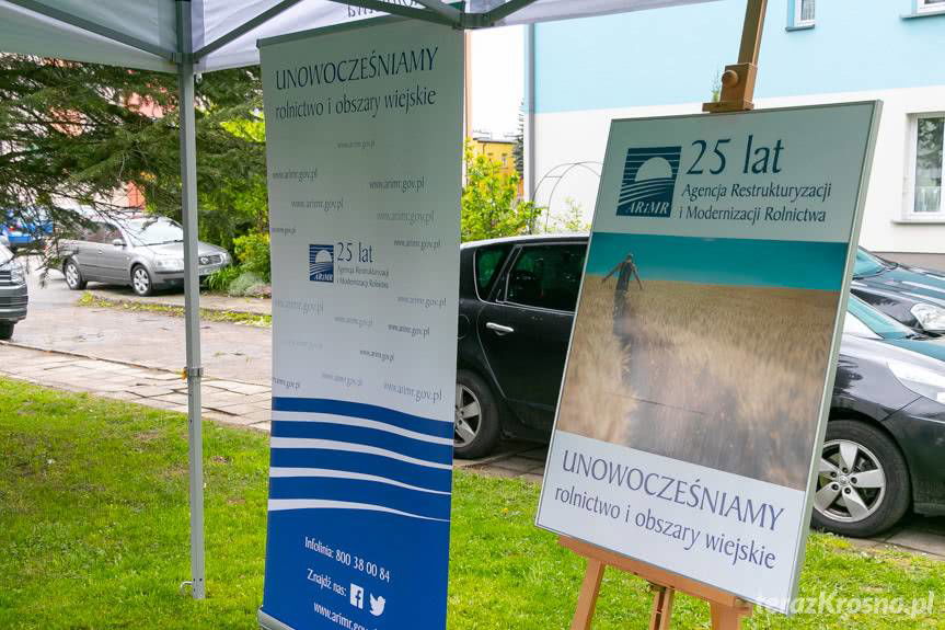 Jubileusz ARiMR. Posadzono pamiątkowy dąb