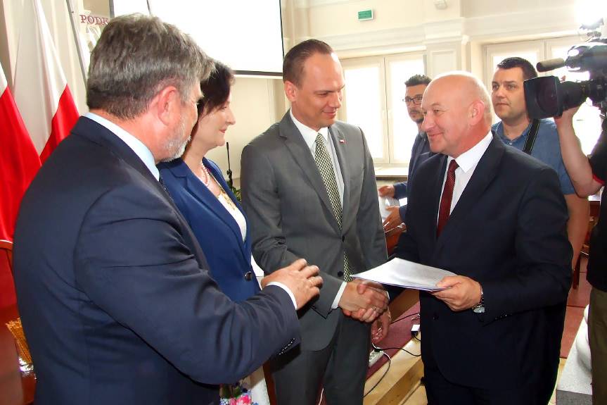 Powiat otrzymał dofinansowanie na przebudowę dróg