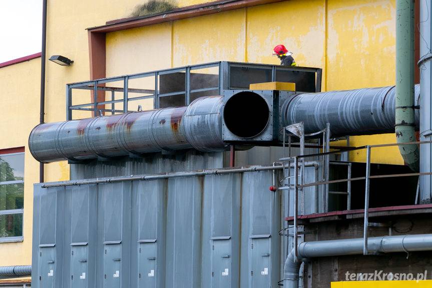 Pożar w zakładzie produkcyjnym