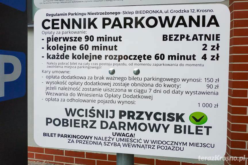 Płatny parking pod Biedronką. Brak biletu może sporo kosztować