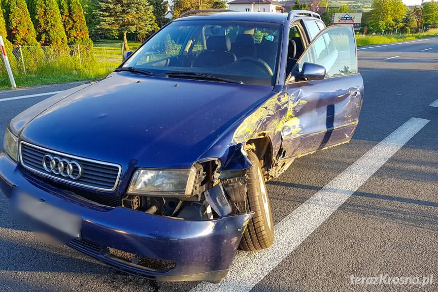 Zderzenie mercedesa i audi w Rogach