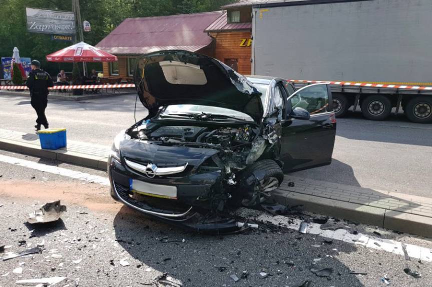 Jechali na służbę do Krosna, pomagali na miejscu wypadku