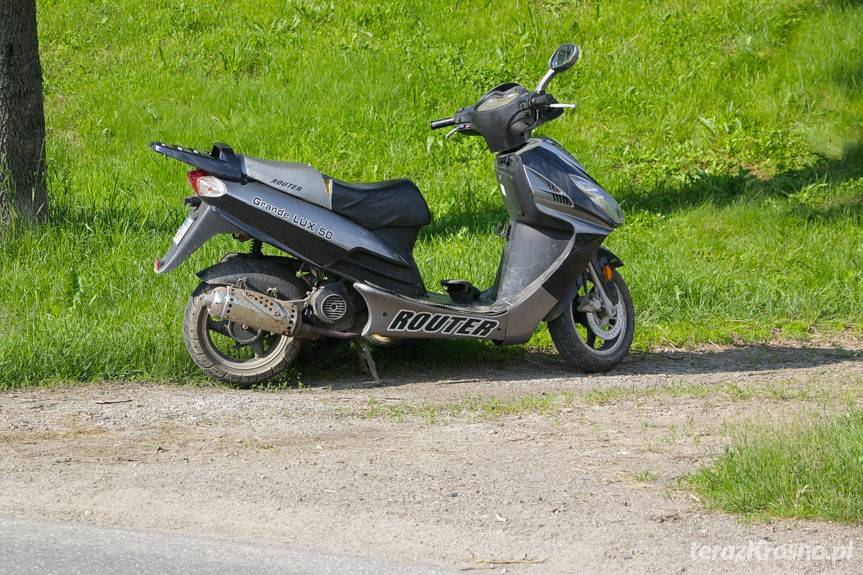 Zderzenie motoroweru z samochodem w Targowiskach