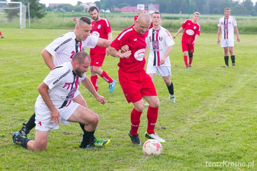 LKS Moderówka - Jasiołka Świerzowa Polska 0:1 