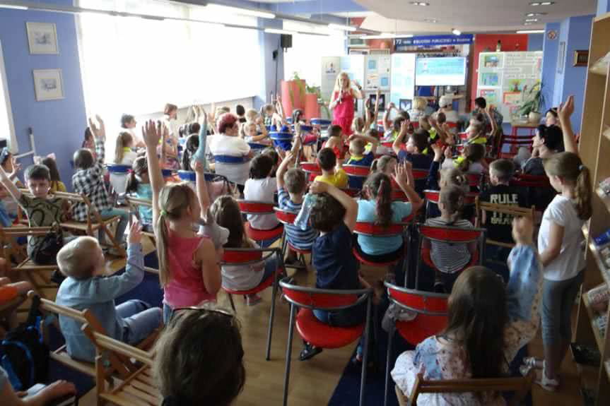 Krośnianie i sportowcy czytają dzieciom