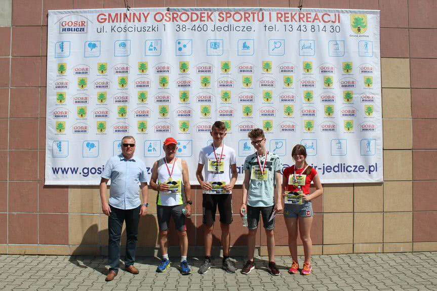 Dzieci w Jedliczu świętowały na sportowo