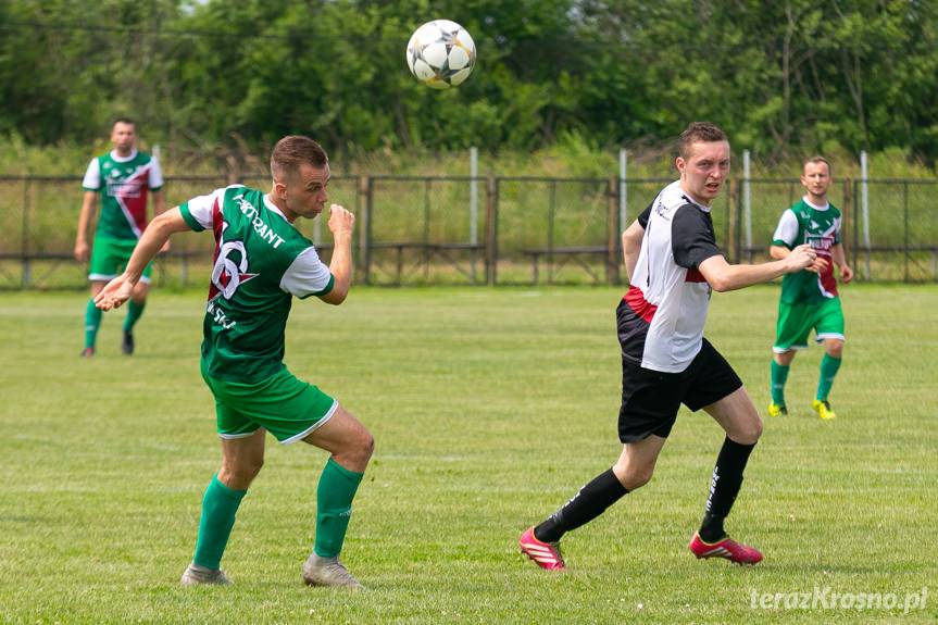 Partyzant MAL-BUD 1 Targowiska - Iwonka Iwonicz 4:0 