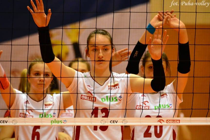 Reprezentacja Polski Kadetek w piłce siatkowej trenuje w Krośnie