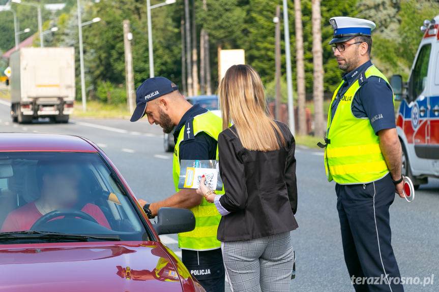 "Nigdy nie jeżdżę po alkoholu". Policjanci promują trzeźwość za kółkiem