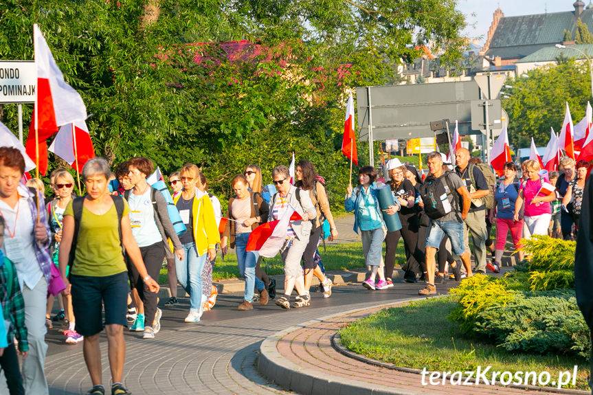 Pielgrzymi wyruszyli do Kalwarii Pacławskiej