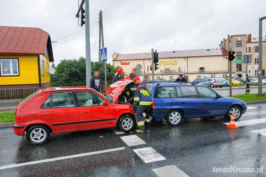 Skodą najechała na tył opla