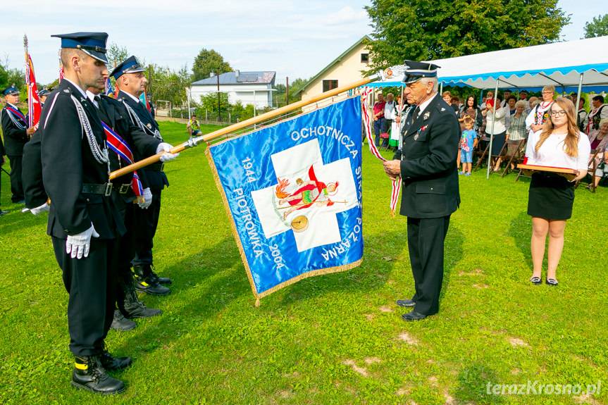 Strażacy z Piotrówki świętowali jubileusz 75-lecia 