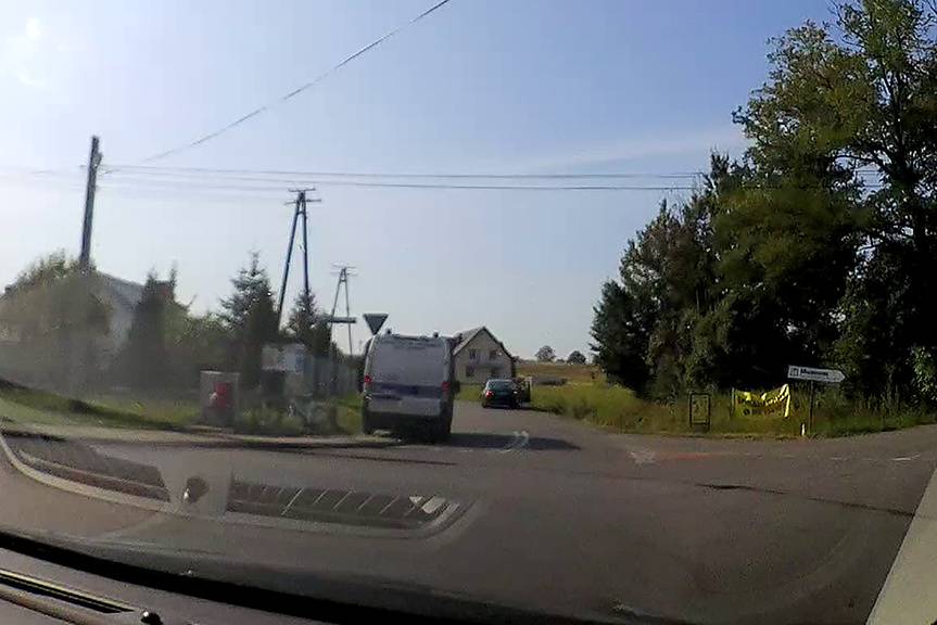 Wypadek w Zręcinie. Poważnie ranna rowerzystka