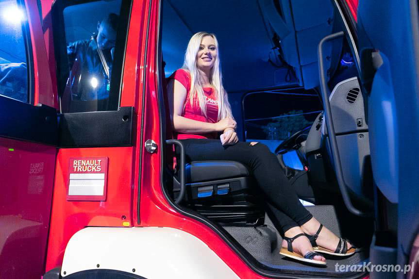 Nowy wóz strażacki w OSP Korczyna. Było huczne powitanie