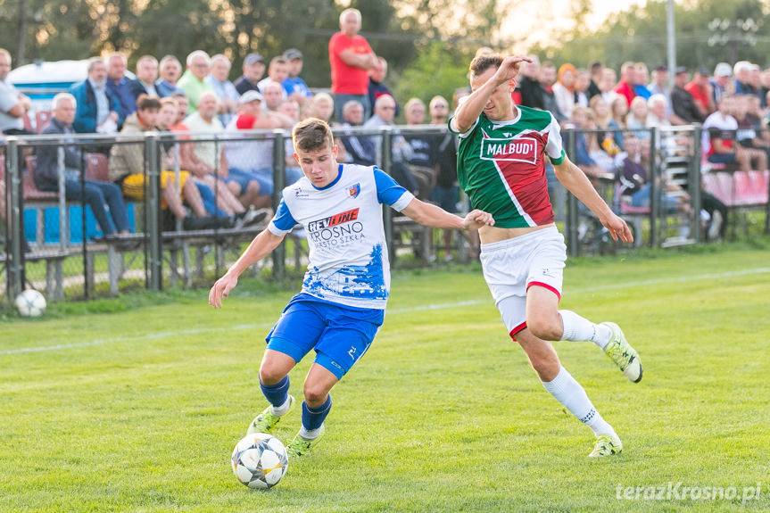 Partyzant MAL-BUD 1 Targowiska - Karpaty Krosno 2:1