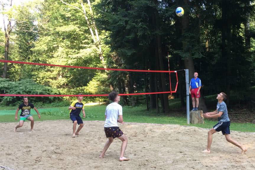 II Mistrzostwa Gminy Iwonicz-Zdrój w siatkówce plażowej